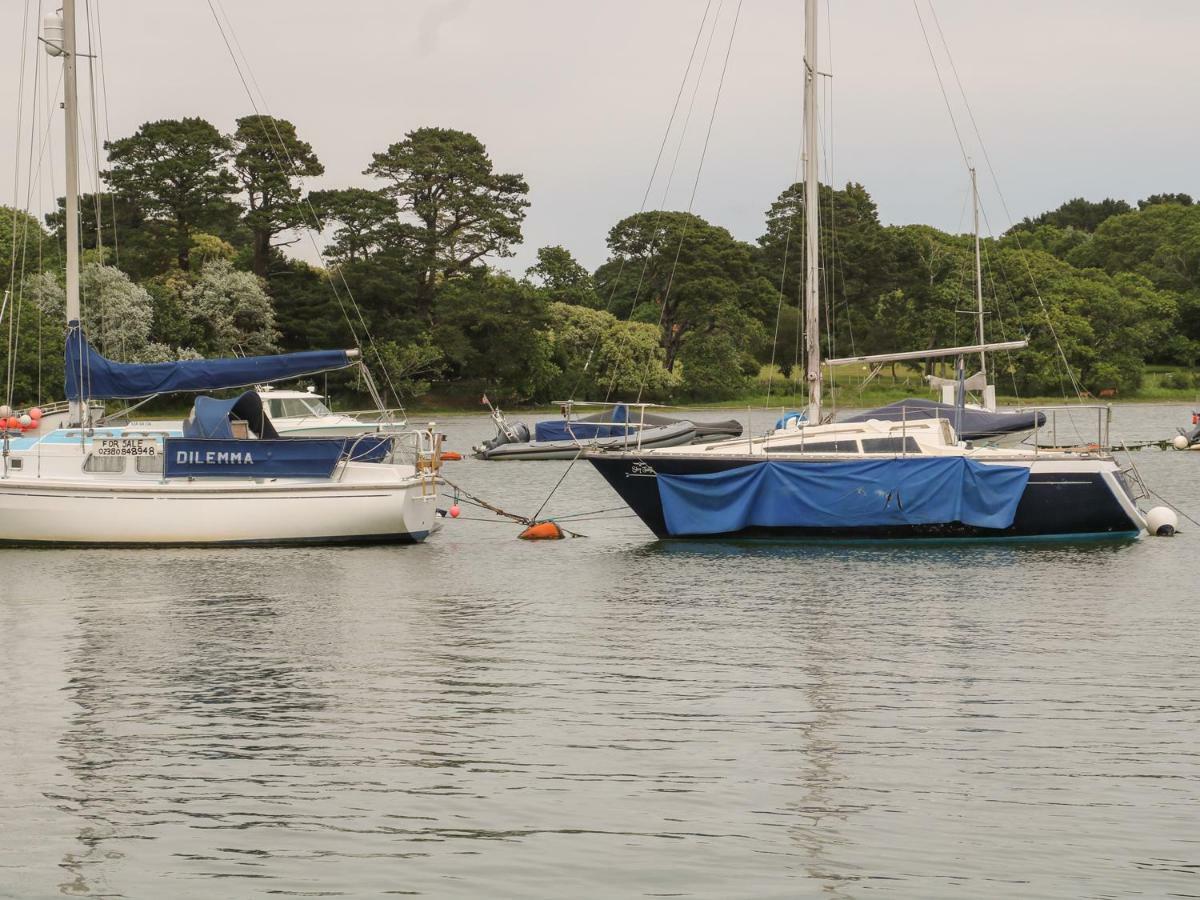 Number 7 Villa Lymington Luaran gambar