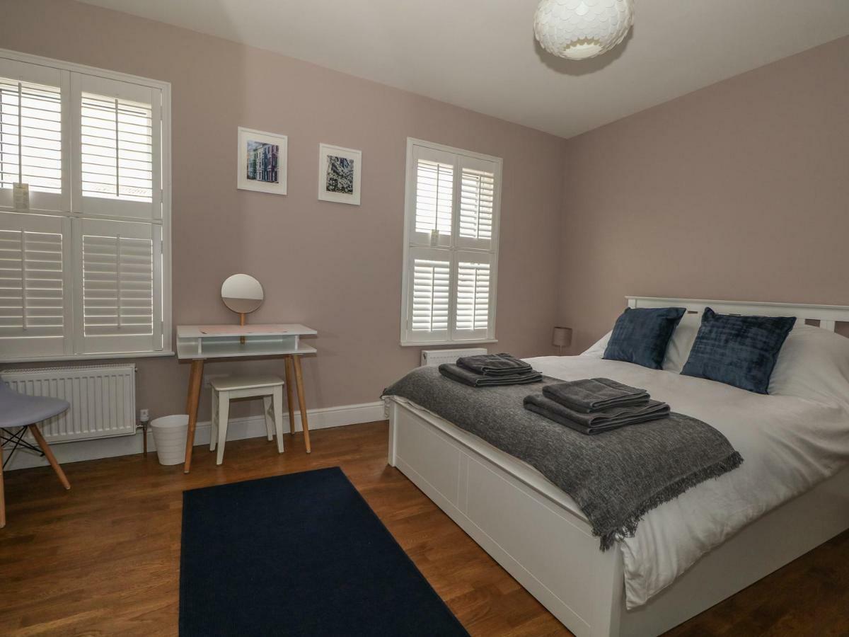 Number 7 Villa Lymington Luaran gambar